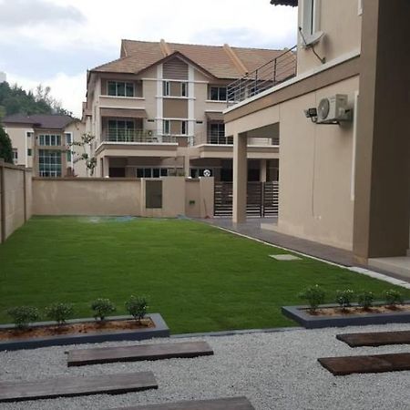 Greenlane 98 George Town Esterno foto